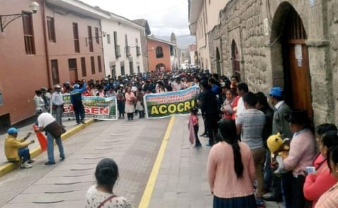 Termina el paro en Perú pero cuestionan la solución del Gobierno Termina el paro en Perú pero cuestionan la solución del Gobierno