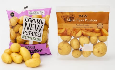 Two examples of packed potatoes at UK retailer Tesco. At the left a specialty item, Cornish New Potatoes in a small 750g bag and at the right the "classic all-rounder" on the British potato market, the Maris Piper in a 2.5 kg packaging. (packages left and Two examples of packed potatoes at UK retailer Tesco. At the left a specialty item, Cornish New Potatoes in a small 750g bag and at the right the "classic all-rounder" on the British potato market, the Maris Piper in a 2.5 kg packaging. (packages left and