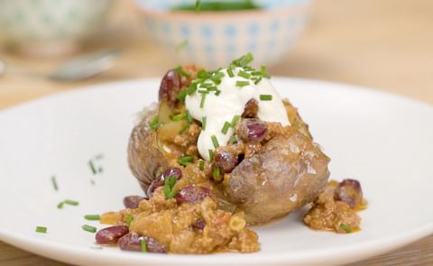 The New Packed Lunch campaign to champion the jacket spud (baked potato) The New Packed Lunch campaign to champion the jacket spud (baked potato)