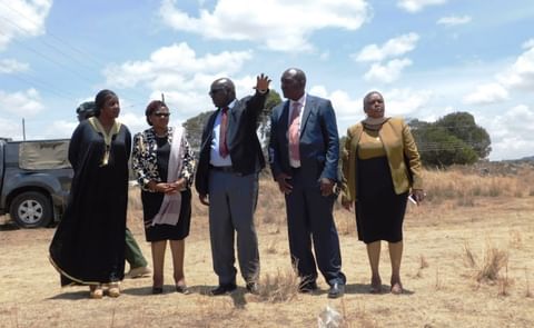 Vegetable Processing Plant: Correctional Services PS Zeinab Hussein, Nyandarua Deputy Governor Cecilia Mbuthia, Lands executive Lawrence Mukundi, Agriculture executive James Karitu and Finance counterpart Mary Mugwanja at the site.
(Courtesy: Ndichu Wain Vegetable Processing Plant: Correctional Services PS Zeinab Hussein, Nyandarua Deputy Governor Cecilia Mbuthia, Lands executive Lawrence Mukundi, Agriculture executive James Karitu and Finance counterpart Mary Mugwanja at the site.
(Courtesy: Ndichu Wain