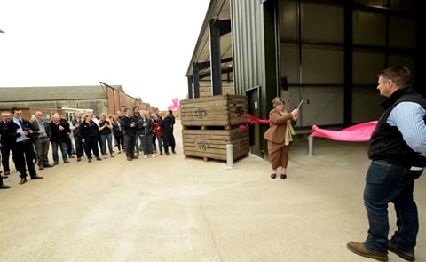 Dr. Therese Coffey MP and Edward Blanchard (Managing Director of 3Ms) formally open the new grading and sorting plant at Bentwaters
Dr. Therese Coffey MP and Edward Blanchard (Managing Director of 3Ms) formally open the new grading and sorting plant at Bentwaters