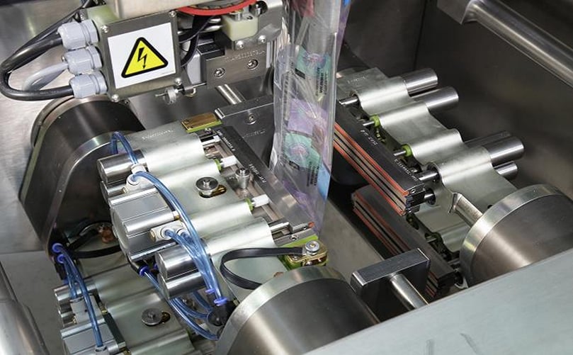 Vertical Form Fill Seal (VFFS) Machine for Potato Chip Packaging Vertical Form Fill Seal (VFFS) Machine for Potato Chip Packaging