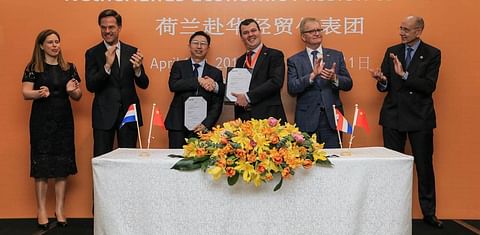 Tolsma-Grisnich signs order for potato packaging line in China during trade mission