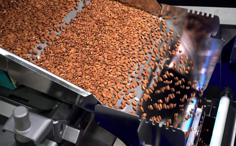 Almond Company, empresa ubicada en Madera, California (EE. UU.), nos cuenta el enorme impacto que el TOMRA 5C ha tenido en la eficiencia de su actividad Almond Company, empresa ubicada en Madera, California (EE. UU.), nos cuenta el enorme impacto que el TOMRA 5C ha tenido en la eficiencia de su actividad