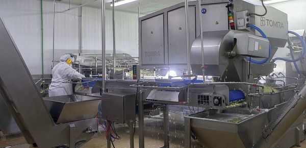 Spanish manufacturer of potato omelettes, BS Cocinados, S.L. installs the new TOMRA 5B - the efficient vegetable, potato and fruit sorting machine by TOMRA Food