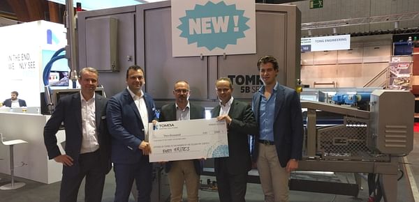 TOMRA and Farm Frites donate €2,000 to UNICEF in Golden Fry Contest at Interpom | Primeurs