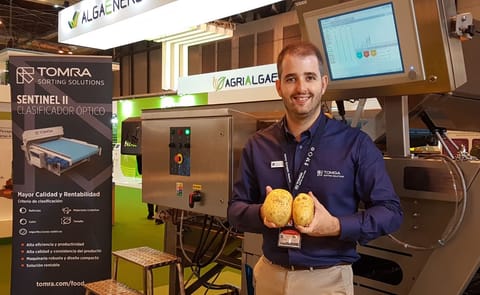 Alejandro Palacios, Director de ventas de TOMRA Sorting Food para España y Portugal en la 9ª edición de la Feria Internacional del Sector de Frutas y Hortalizas, Fruit Attraction Alejandro Palacios, Director de ventas de TOMRA Sorting Food para España y Portugal en la 9ª edición de la Feria Internacional del Sector de Frutas y Hortalizas, Fruit Attraction