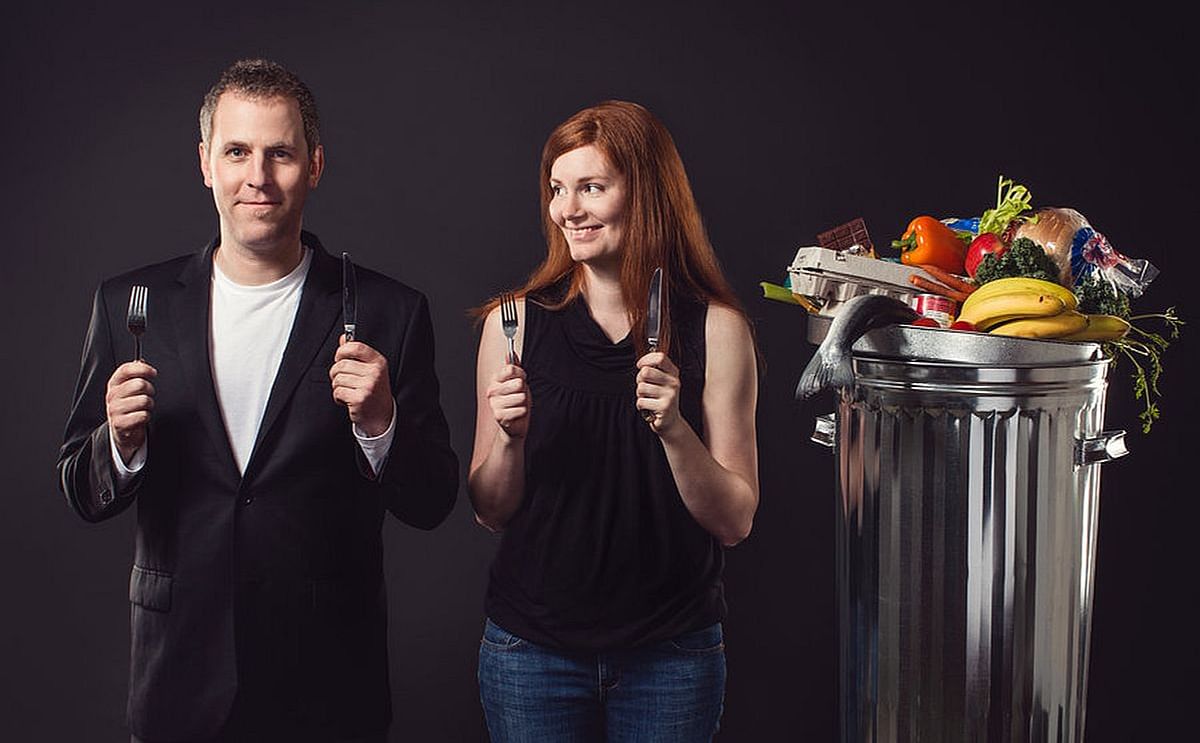 Who’d have thought that a documentary about scavenging would serve up so much food porn? In their hugely entertaining “Just Eat It,” Canadian filmmaking couple Grant Baldwin and Jenny Rustemeyer conduct an experiment to eat only discarded food for s