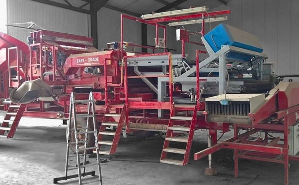 Integration of optical sorting in Tong's Caretaker potato grader proves top-grade Integration of optical sorting in Tong's Caretaker potato grader proves top-grade