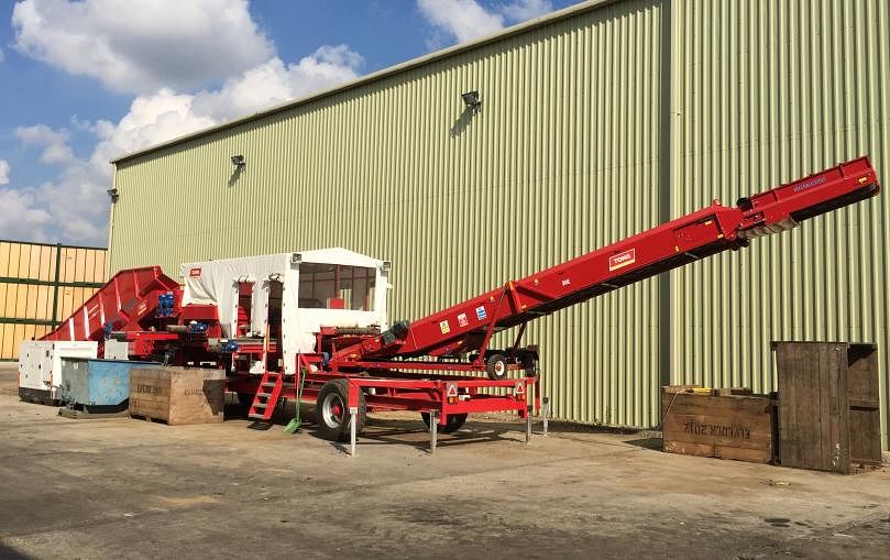The Tong Fieldloader at Elveden Farms