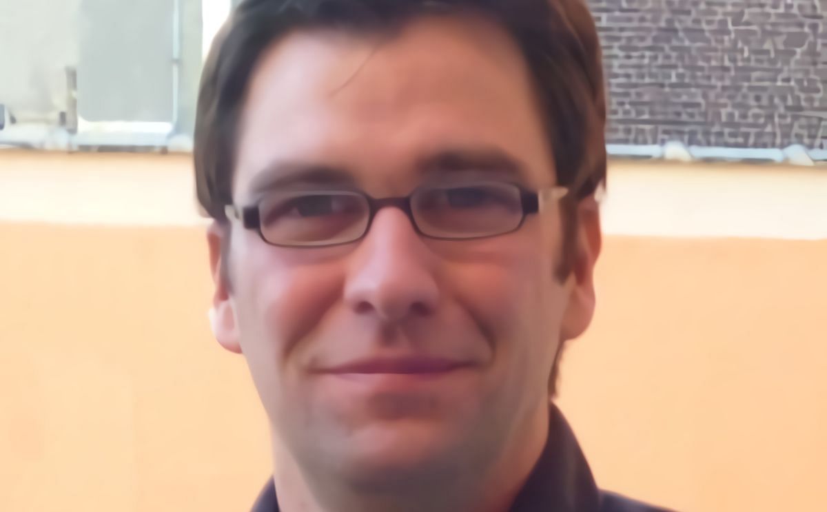 David Bergot, Tong Peal David Bergot, Tong Peal