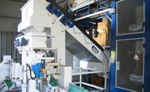 Tong Peal and Pacepacker services collaborate to improve potato weighing and bagging Tong Peal and Pacepacker services collaborate to improve potato weighing and bagging