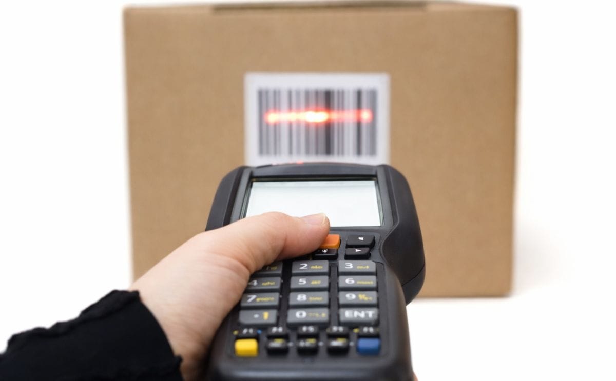 Tracebility from Field to Fork - We all have a Stake in a Healthy Food Supply Tracebility from Field to Fork - We all have a Stake in a Healthy Food Supply