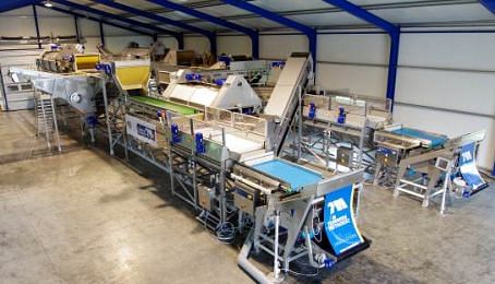The complete and innovative Tummers Methodic washing line that was ready to be shipped to the Danish potato company Torsens was the subject of many enthusiastic reactions.