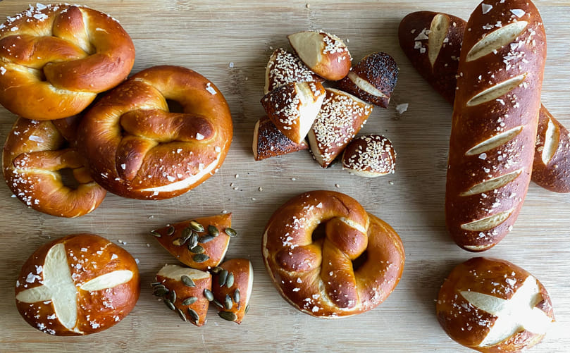 Main Pretzel Formats in Commercial Markets