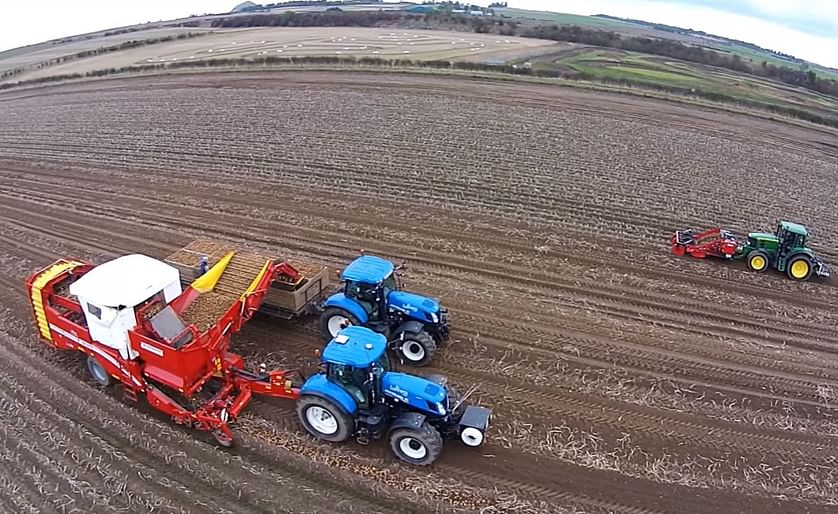 Potato Harvesting in the United Kingdom. The Health and Safety Executive (HSE) is reminding farmers who grow potatoes of the importance of managing risks to workers during the potato harvest.