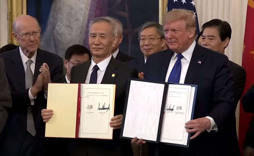 During a meeting at the White House, US President Trump and Chinese Vice Premier Liu He signed the Phase One Agreement reached between the United States and China (Courtesy: White House)