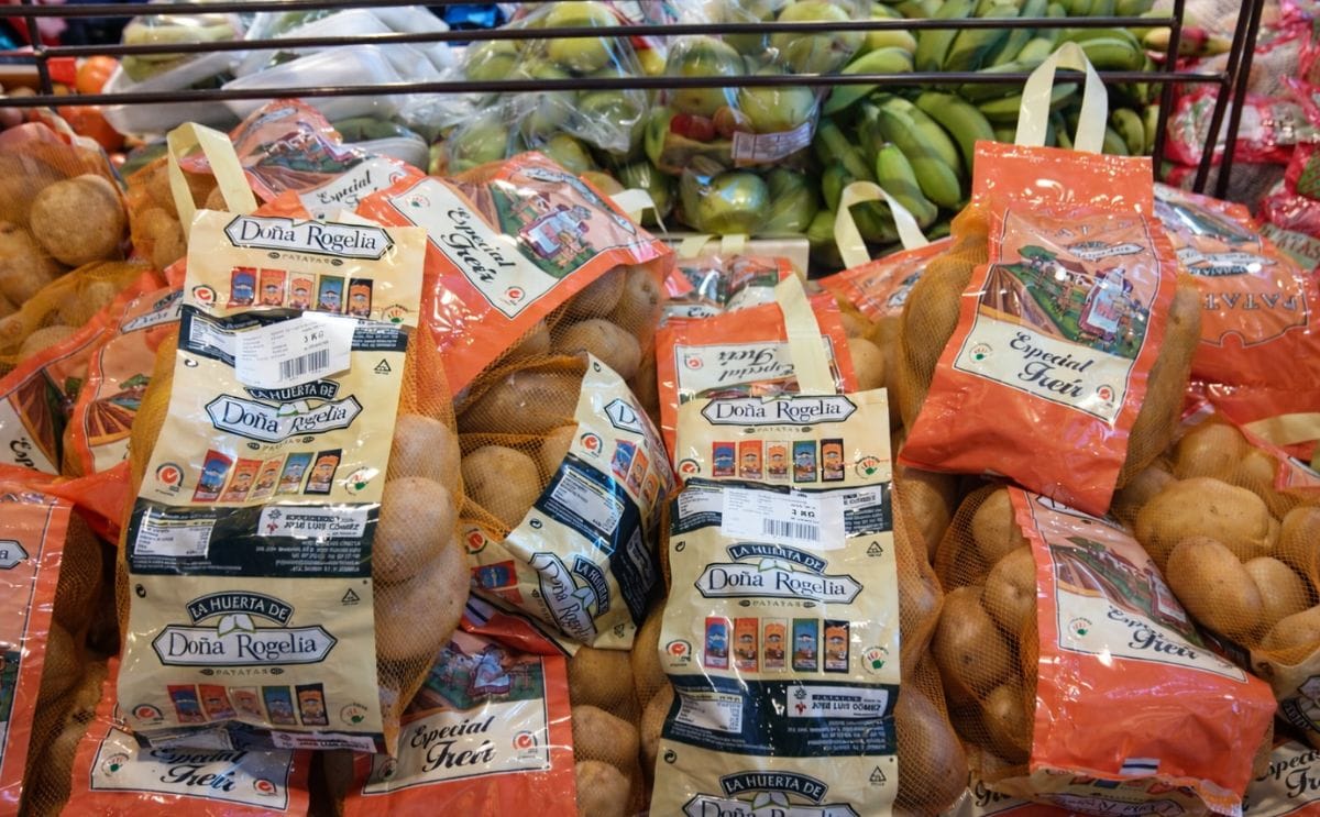Ventas masivas de papa francesa hunden el precio de la papa en España
