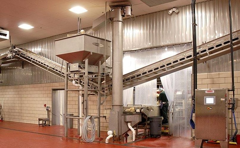 Provides long service and easy maintenance because of the auger’s rugged bottom bearing. The flanged vertical tube simplifies auger removal and includes water sprays, and the door in the tank facilitates access for equipment cleaning and maintenance. Gentle