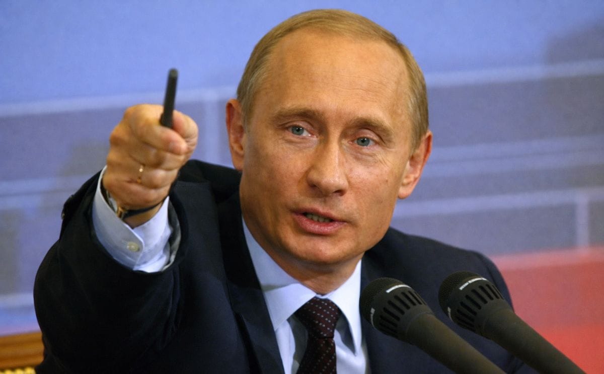 Russia bans agricultural imports from west in tit-for-tat sanctions move