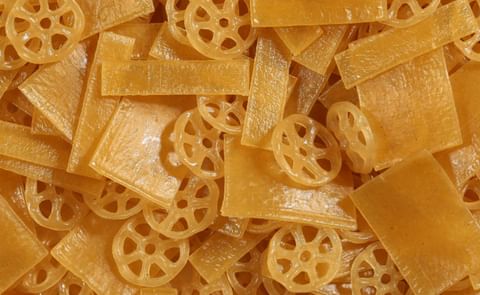 Almounajed Mix Pellets (Wacky Corn & Wheat & Potato) Almounajed Mix Pellets (Wacky Corn & Wheat & Potato)