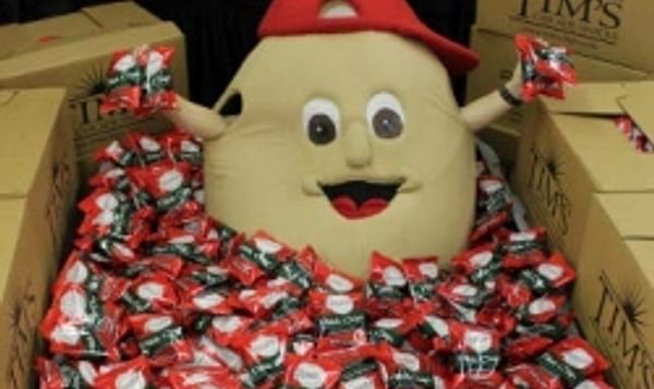 Win 10.000 bags of potato chips on potato chips day!