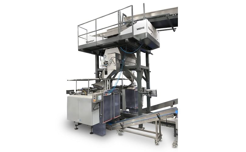 Packaging line including Manter and IMA Ilapak Italia - weighing and vertical bagging
