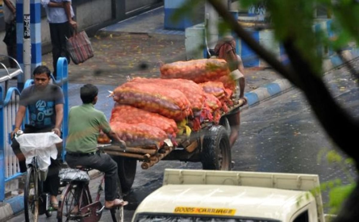 Potato prices West Bengal crash on bumper crop