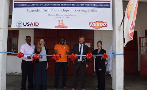 Launch of the upgraded potato processing plant of Hollanda Fair Foods on January 17, 2018. The upgrades bring the production capacity from 2 ton/day to 10 ton/day.
In the picture from left to right: a representative from district Musanze; Leslie Marbury; Launch of the upgraded potato processing plant of Hollanda Fair Foods on January 17, 2018. The upgrades bring the production capacity from 2 ton/day to 10 ton/day.
In the picture from left to right: a representative from district Musanze; Leslie Marbury;