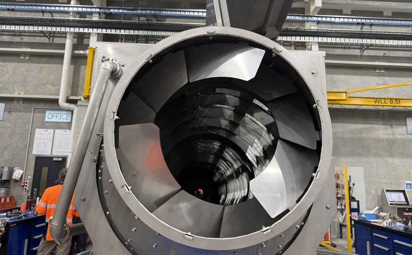 Internal view of the Wyma Micron Filter XL, designed for high-capacity removal of fine solids and organic matter from process water in fresh produce wash lines