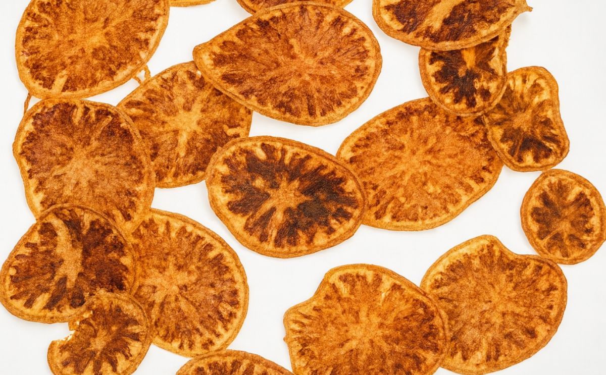 Potato chips from potatoes affected by the Zebra chips disease (ARS) Potato chips from potatoes affected by the Zebra chips disease (ARS)