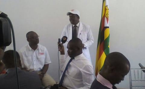 Mike Bimba, Minister of Industry & Commerce of Zimbabwe touring potato chips manufacturer Hanawa Super Foods earlier this month.
(Courtesy: twitter @harare_post) Mike Bimba, Minister of Industry & Commerce of Zimbabwe touring potato chips manufacturer Hanawa Super Foods earlier this month.
(Courtesy: twitter @harare_post)